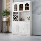 Buffet de cuisine en bois blanc avec casier à vin intégré