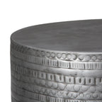 Table d'appoint tribale avec bordure en métal de 15 pouces de large (entièrement assemblée) — 15" L x 15" P x 20" H