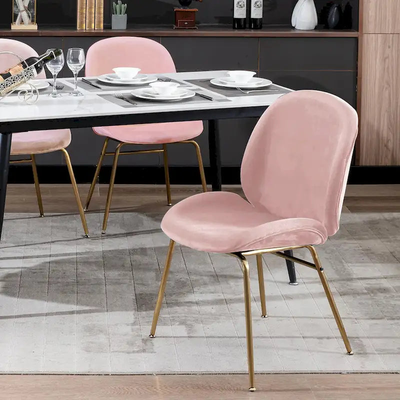 Chaise de salle à manger en velours et pieds dorés